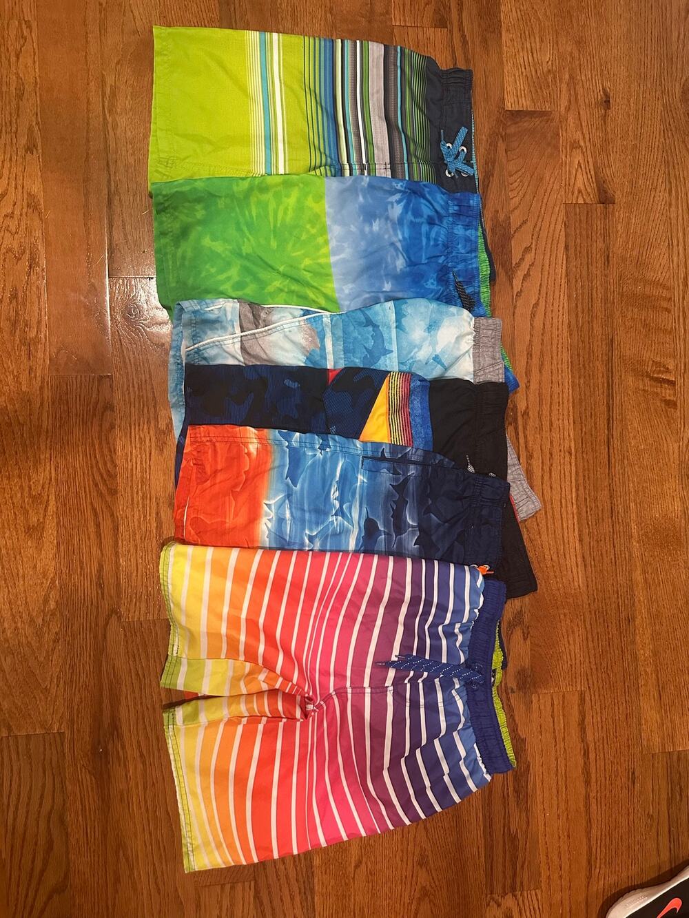 Boys Bathing suit lot 10-12 Medium ZeroXposur 6 swim trunks